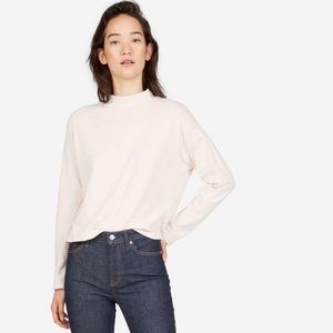 Everlane square mock neck tee ☁️☁️☁️